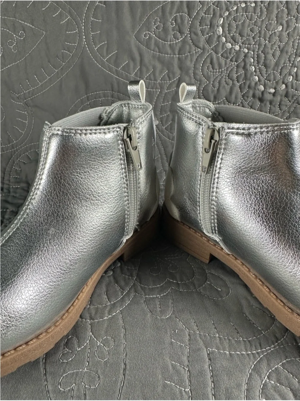 Carters Toddler Girls Silver Elia Booties NWT Size Toddler 8